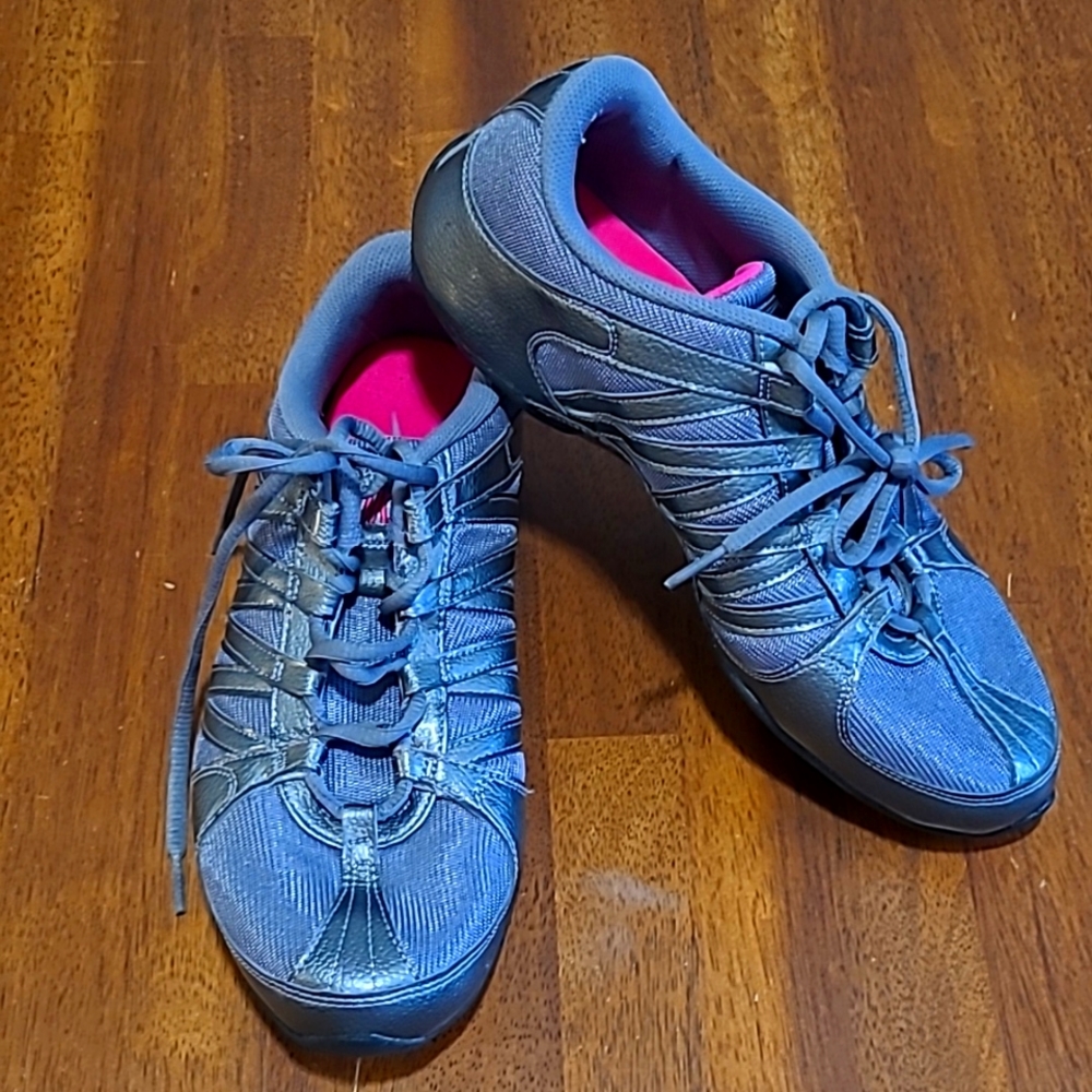 Womens nike running shoes